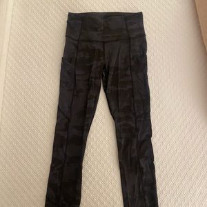 Lululemon Fast and Free Tight II 25" *Non-Reflective Nulux CAMO DEEP COAL MULTI